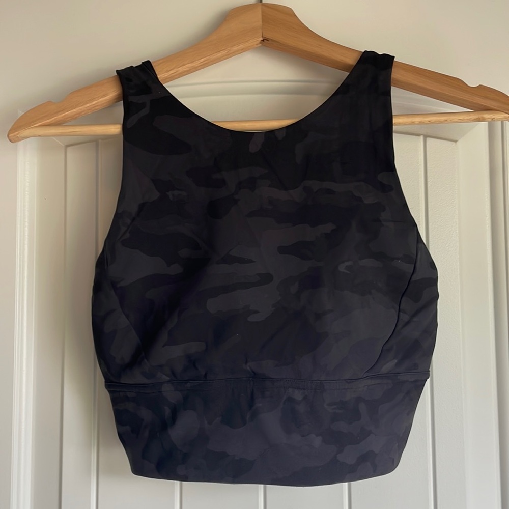 Lulu Lemon Black Camo High Neck Sports Bra SZ 4